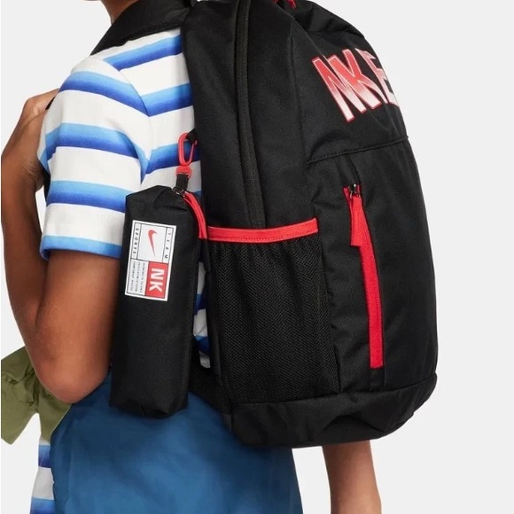 nike air backpack girl Jordan Big Kids' Raid (17L) made of durable polyester in Pink Foam Nike Air Max 720